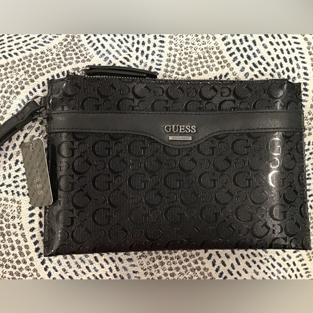 NWT GUESS Embossed Black pocket Bag